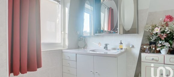 Apartamento de 3 dormitorios en Suresnes, France No. 316786 10