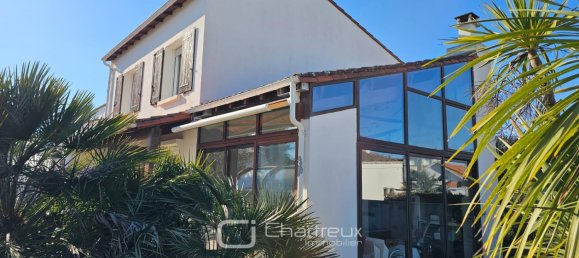 Вилла с 5 спальнями в Сен-Жорж-де-Дидон, Франция № 301474 3