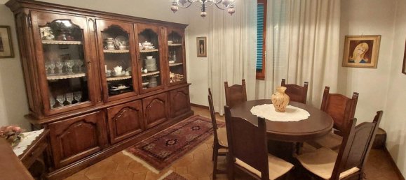 6 chambres Maison à Prato, Italy No. 352599 3