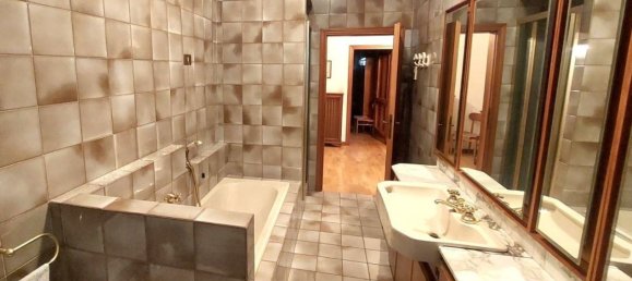 6 chambres Maison à Prato, Italy No. 352599 16