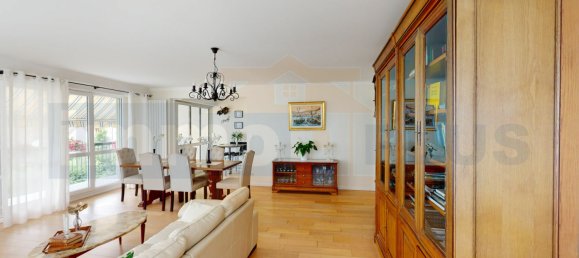 Apartamento de 3 dormitorios en Bois-d'Arcy, France No. 185992 5