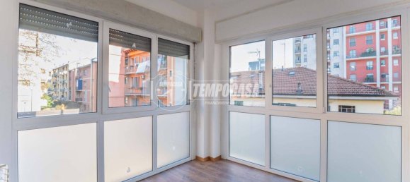 1 bedroom Apartment in Milan, Italy No. 319915 6