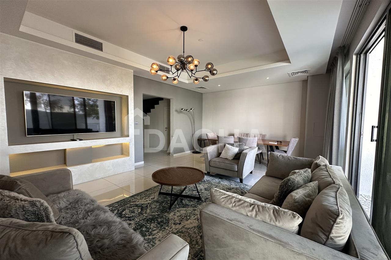 Таунхаус с 3 спальнями в Дубай, ОАЭ № 27631