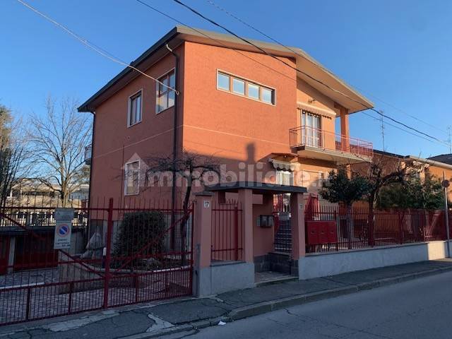 2 Schlafzimmer Villa in Senago, Italy, Nr. 327600