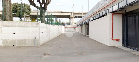 1 room Garage in Pomigliano d'Arco, Italy No. 1937 9
