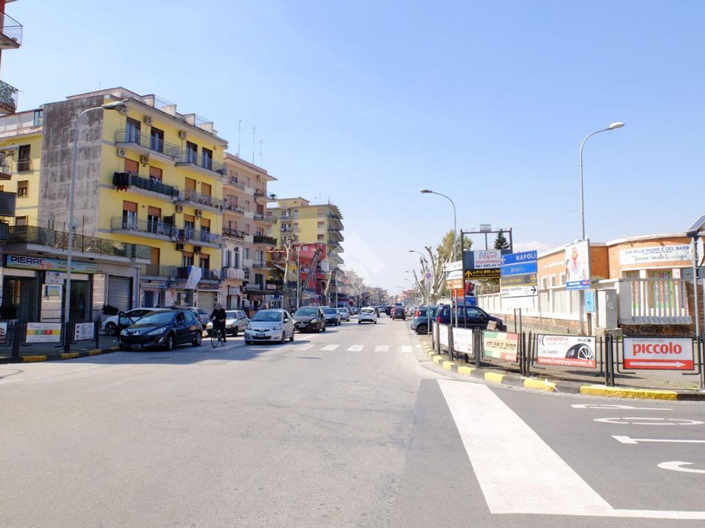 1 room Garage in Pomigliano d'Arco, Italy No. 1937
