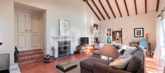 3 bedrooms Villa in Colares, Portugal No. 49372 6