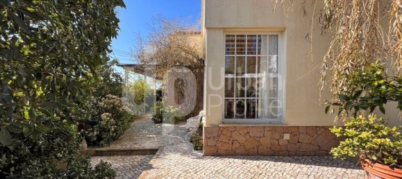3 bedrooms Villa in Colares, Portugal No. 49372 36