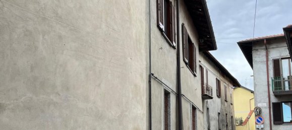 4غرفة شقة في Sumirago, Italy رقم 182600 6