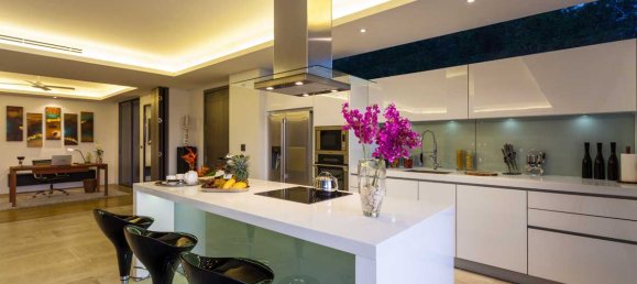 3 bedrooms Condo in Phuket, Thailand No. 62641 14