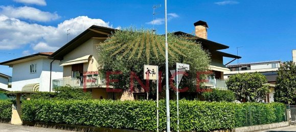 Villa de 3 dormitorios en Montebelluna, Italy No. 323275 6