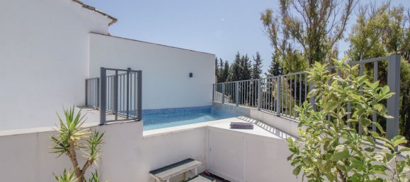 3 bedrooms Villa in Marbella, Spain No. 59905 9