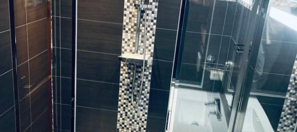 3 bedrooms Apartment in Yvelines, France No. 331319 7