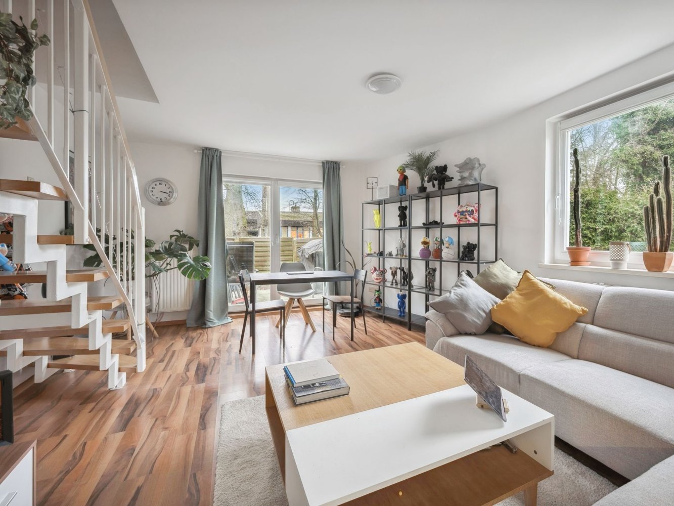 Casa de 8 habitaciónes en Pinneberg, Germany No. 40506