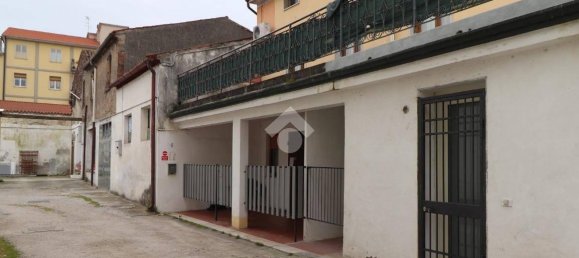 2 bedrooms House in Marmirolo, Italy No. 16704 3