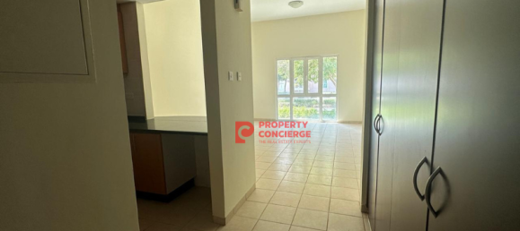 Estúdio em Discovery Gardens, UAE N.º 42624 2