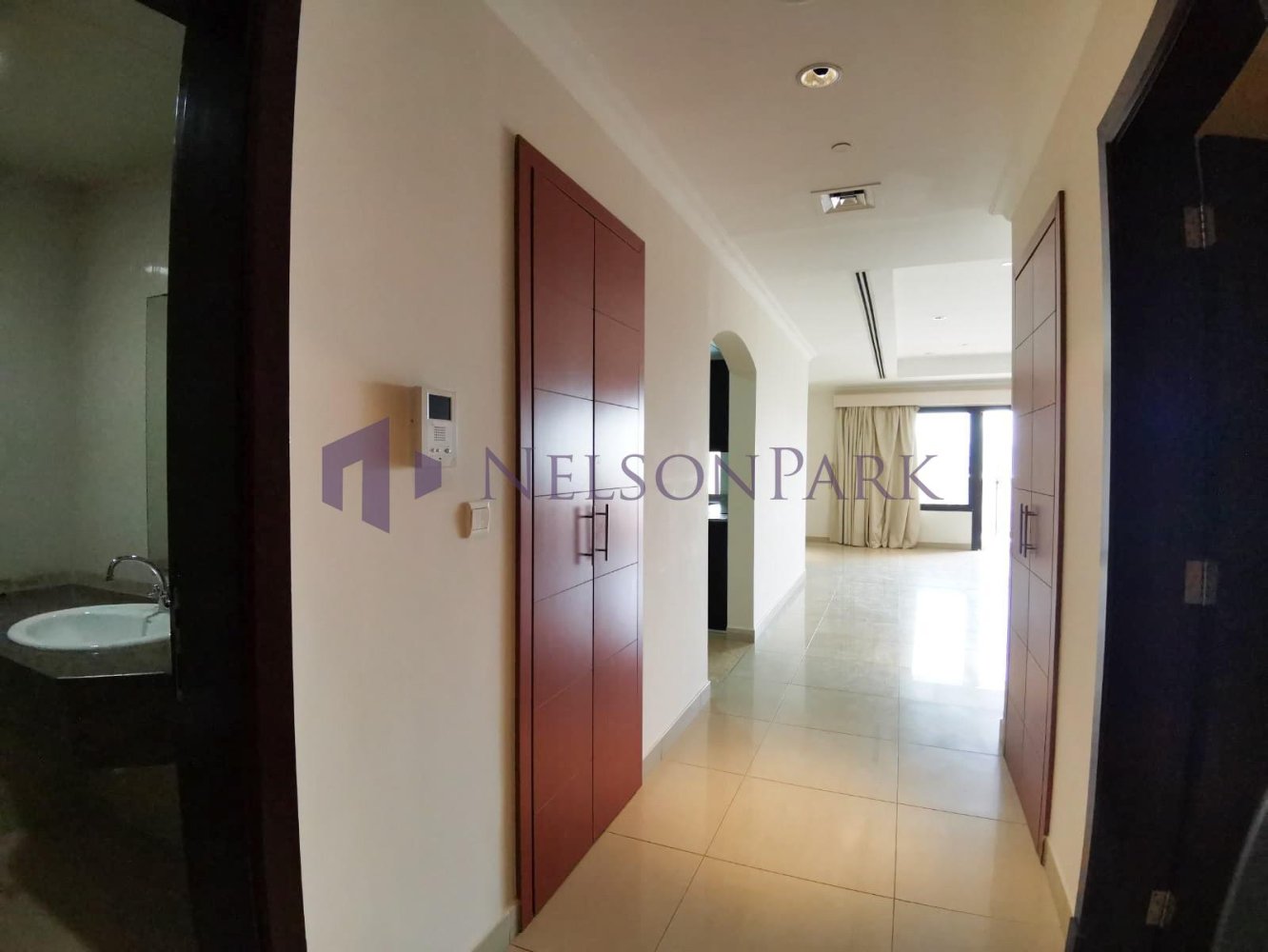 3 bedrooms Apartment in Doha, Qatar No. 1335