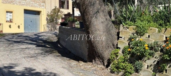 7 rooms Castles in Arcevia, Italy No. 8818 8