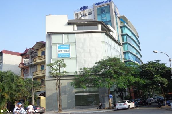 540m² Office in Cau Giay, Vietnam No. 5335