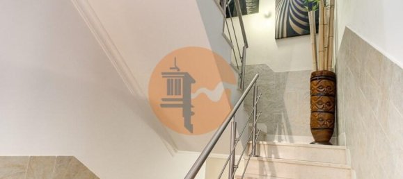 4 bedrooms Villa in Monte Gordo, Portugal No. 114257 3