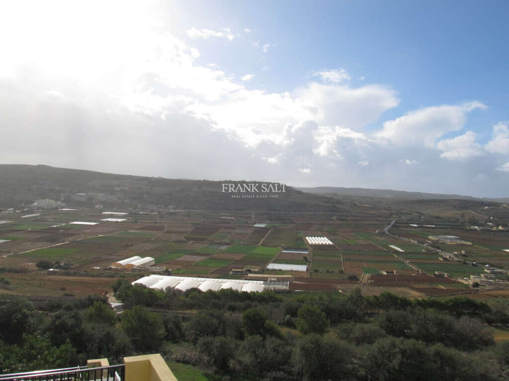 2 bedrooms Penthouse in Manikata, Malta No. 10743