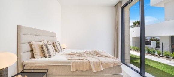 6 bedrooms Villa in Marbella, Spain No. 104326 6