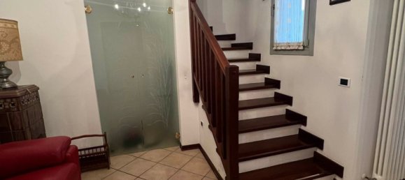 3 Schlafzimmer Doppelhaus in Soliera, Italy, Nr. 320433 6