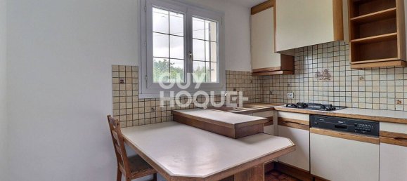 5 bedrooms House in Sainte-Genevieve-des-Bois, France No. 323147 4