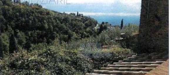 7 rooms Apartment in Lamporecchio, Italy No. 40736 11