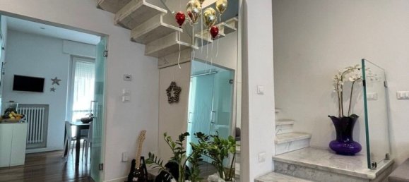 5 rooms House in Viareggio, Italy No. 10047 9