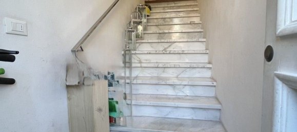 5 rooms House in Viareggio, Italy No. 10047 2