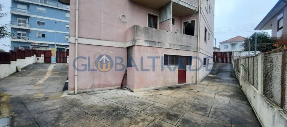 1 bedroom Apartment in Fanzeres, Portugal No. 11682 27