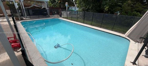 3 dormitorios villa en venta en Miami, Miami-Dade, Florida, USA № 614250 5