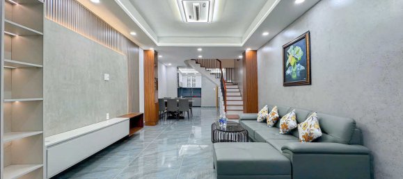 Adosado en District 7, Vietnam 76.8 m² No. 20077 3