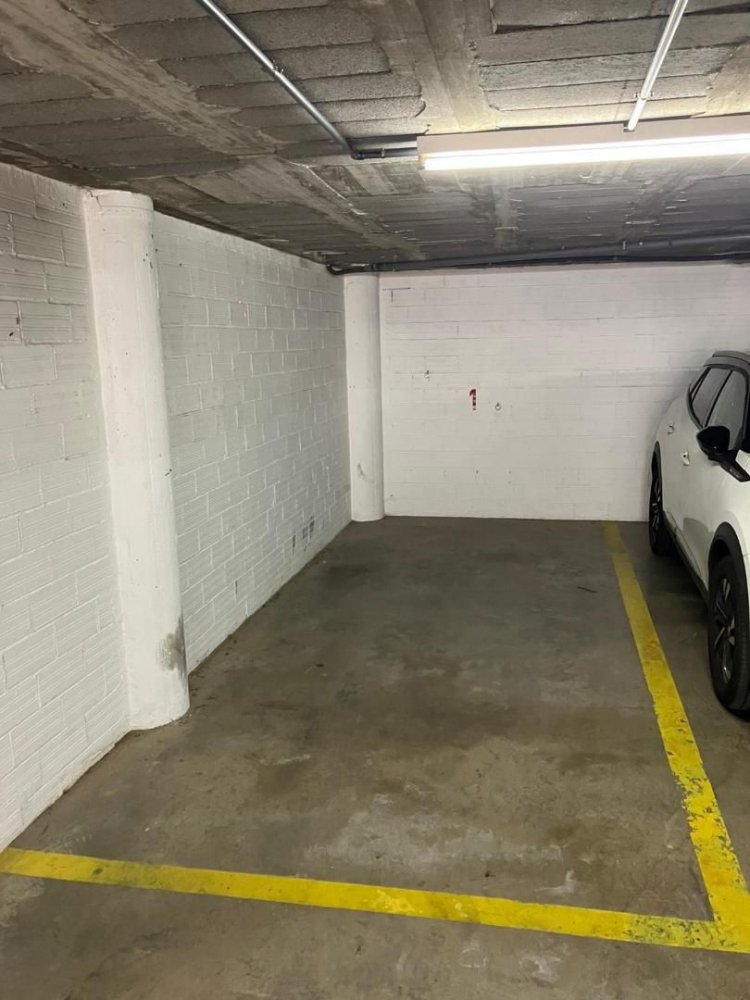 20m² Parking in Roses, Spain No. 277915