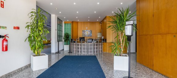 3956m² Building in Oeiras, Portugal No. 98699 2