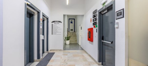 3956m² Building in Oeiras, Portugal No. 98699 38