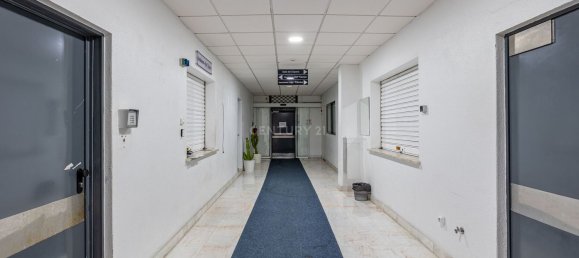 3956m² Building in Oeiras, Portugal No. 98699 28