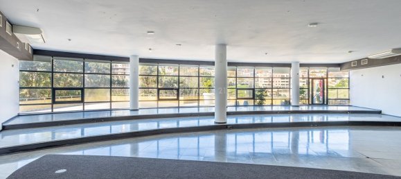 3956m² Building in Oeiras, Portugal No. 98699 43