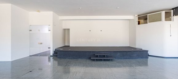 3956m² Building in Oeiras, Portugal No. 98699 41