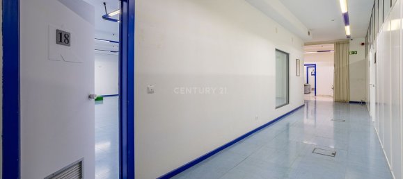 3956m² Building in Oeiras, Portugal No. 98699 22