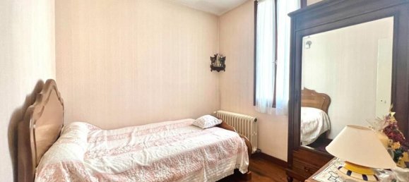 3 chambres Maison de ville à Orléans, France No. 53173 6