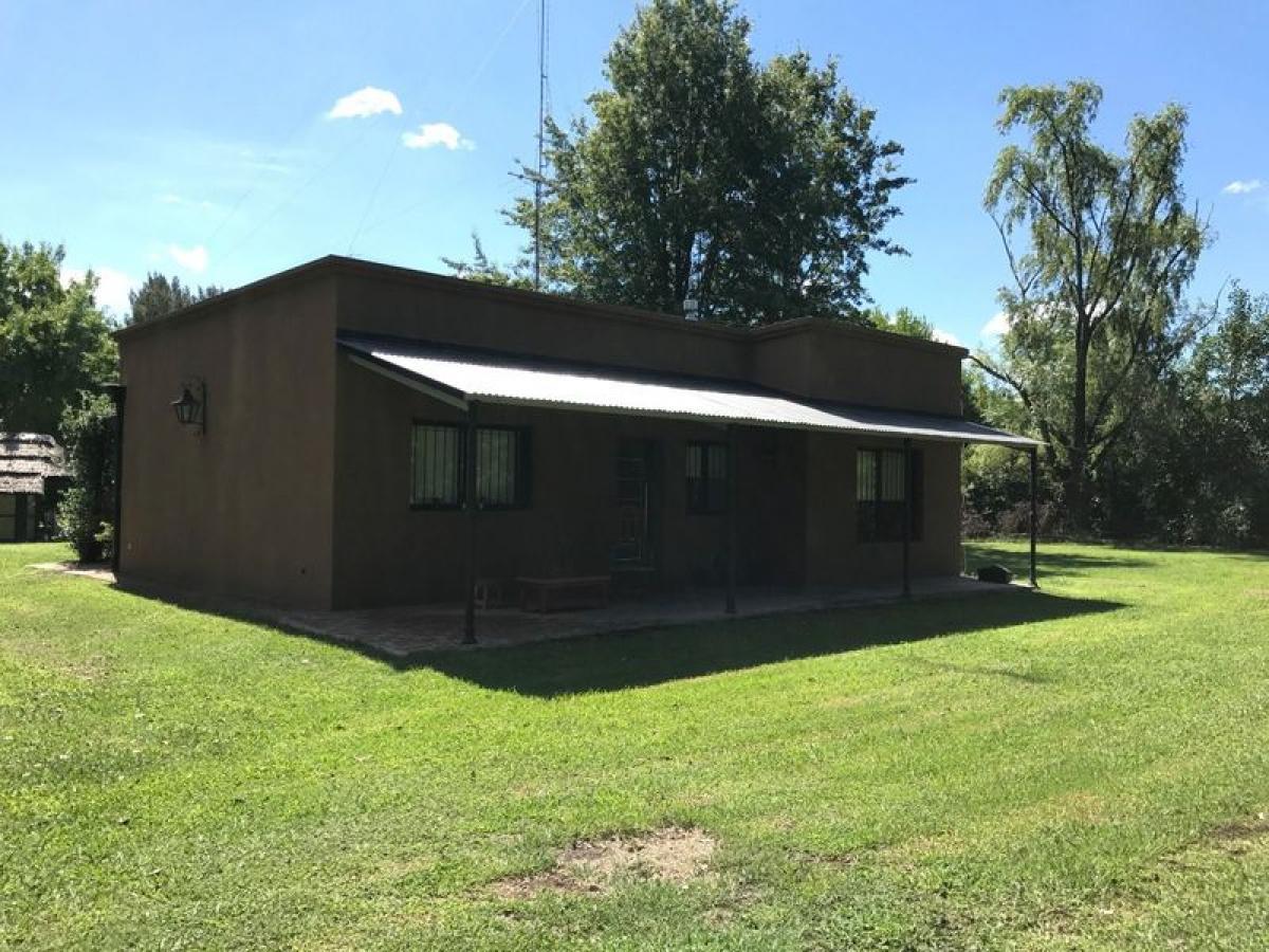 3 bedrooms House in Buenos Aires, Argentina No. 73690