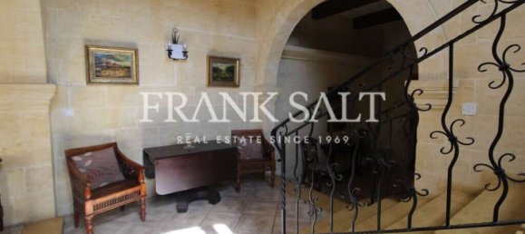 Casa de 5 dormitorios en Gharb, Malta No. 5884 5