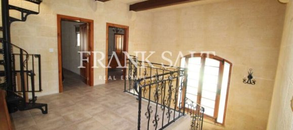 Casa de 5 dormitorios en Gharb, Malta No. 5884 13