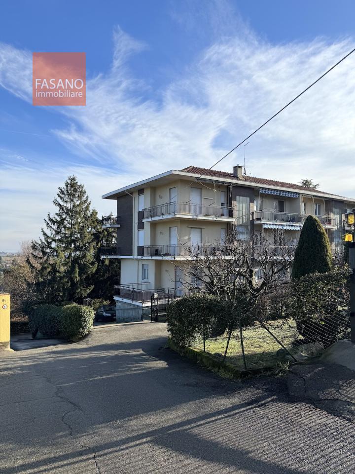 Квартира с 3 комнатами в Пино Торинезе, Италия № 233987