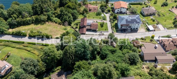 4 bedrooms Villa in Pella, Italy No. 281464 3