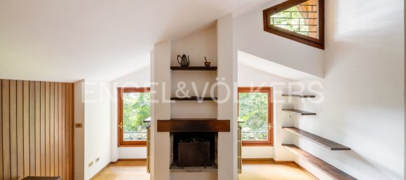 4 bedrooms Villa in Pella, Italy No. 281464 4