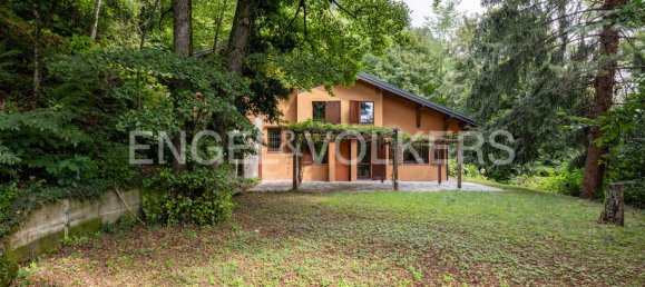 4 bedrooms Villa in Pella, Italy No. 281464 2