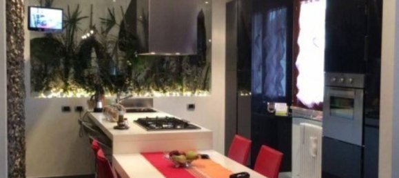 4-Zimmer Wohnung in Fano, Italy, Nr. 142307 2